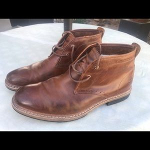 Timberland Mens dress boot. Worn half dozen times. Regularly $175